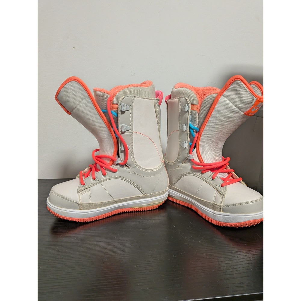 Nike Zoom BAXA Snowboard Boots Womens 6.5 White Coral Blue 407717-100 - Picture 15 of 15